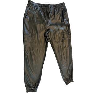 One Women’s Army Green Faux Leather Cargo Jogger Pants Sz Large Punk Biker Moto